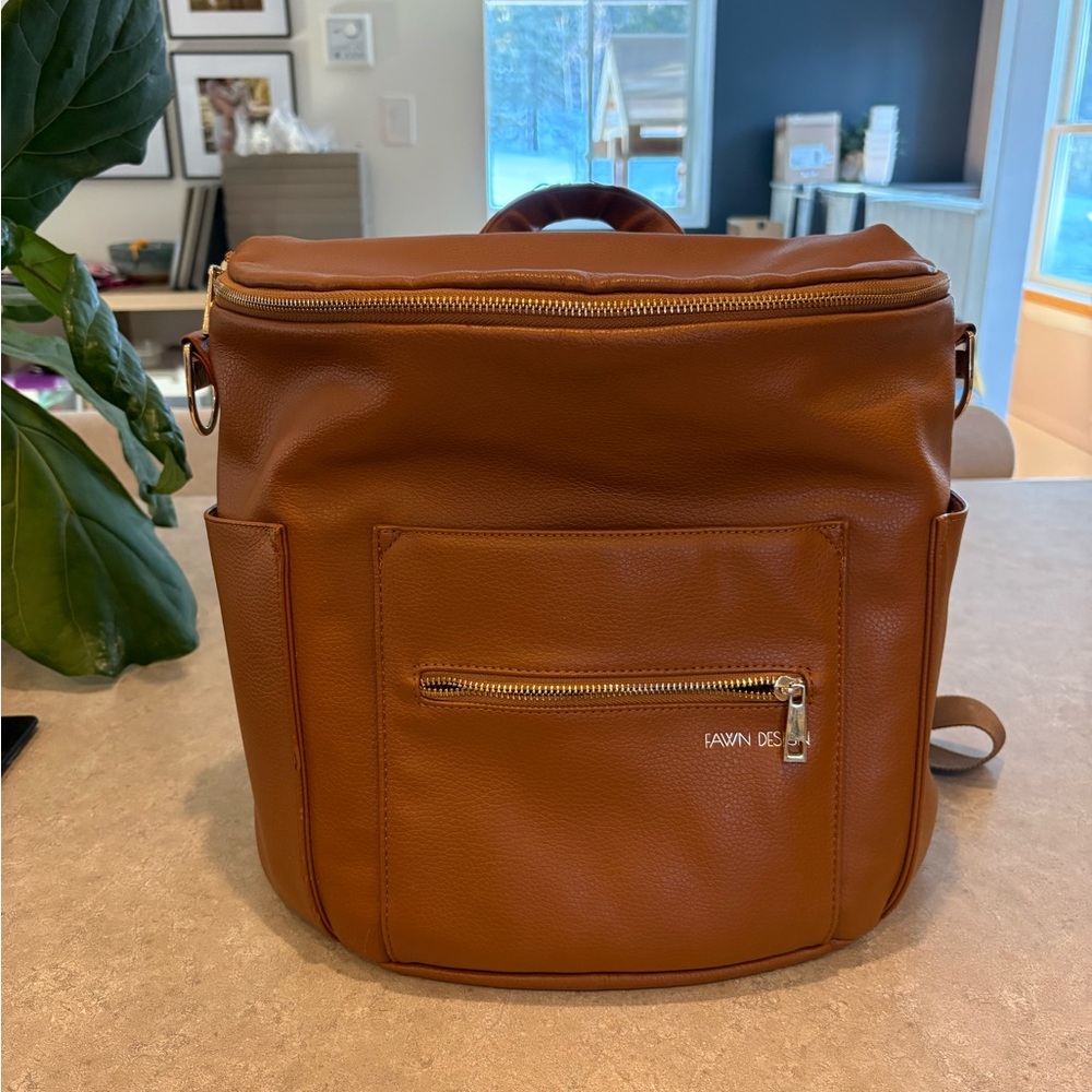 Fawn Design Full Size Diaper Bag Cognac Excellent Condition